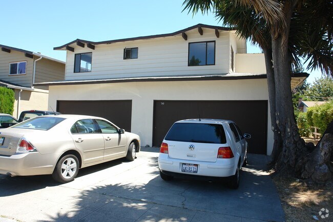 Primary Photo - 740 Concord Ave