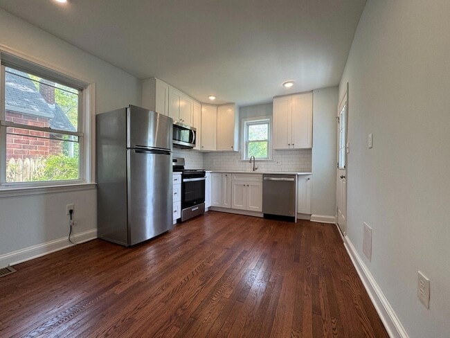 Building Photo - 9405 Rhode Island Ave