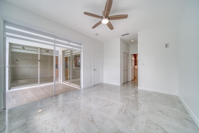 Building Photo - 15950 SW 71st Terrace