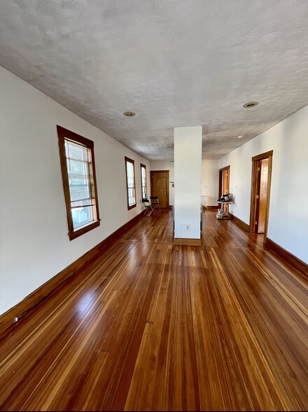 Building Photo - 21 Norwell St