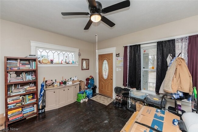 Building Photo - 1446 Hopkins Ave