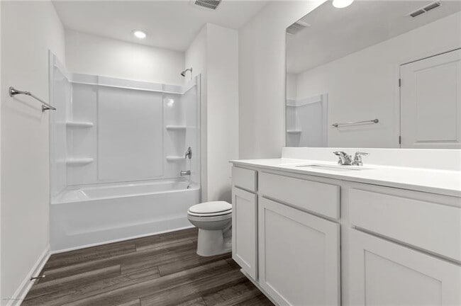 Building Photo - 103 Rydal Wy