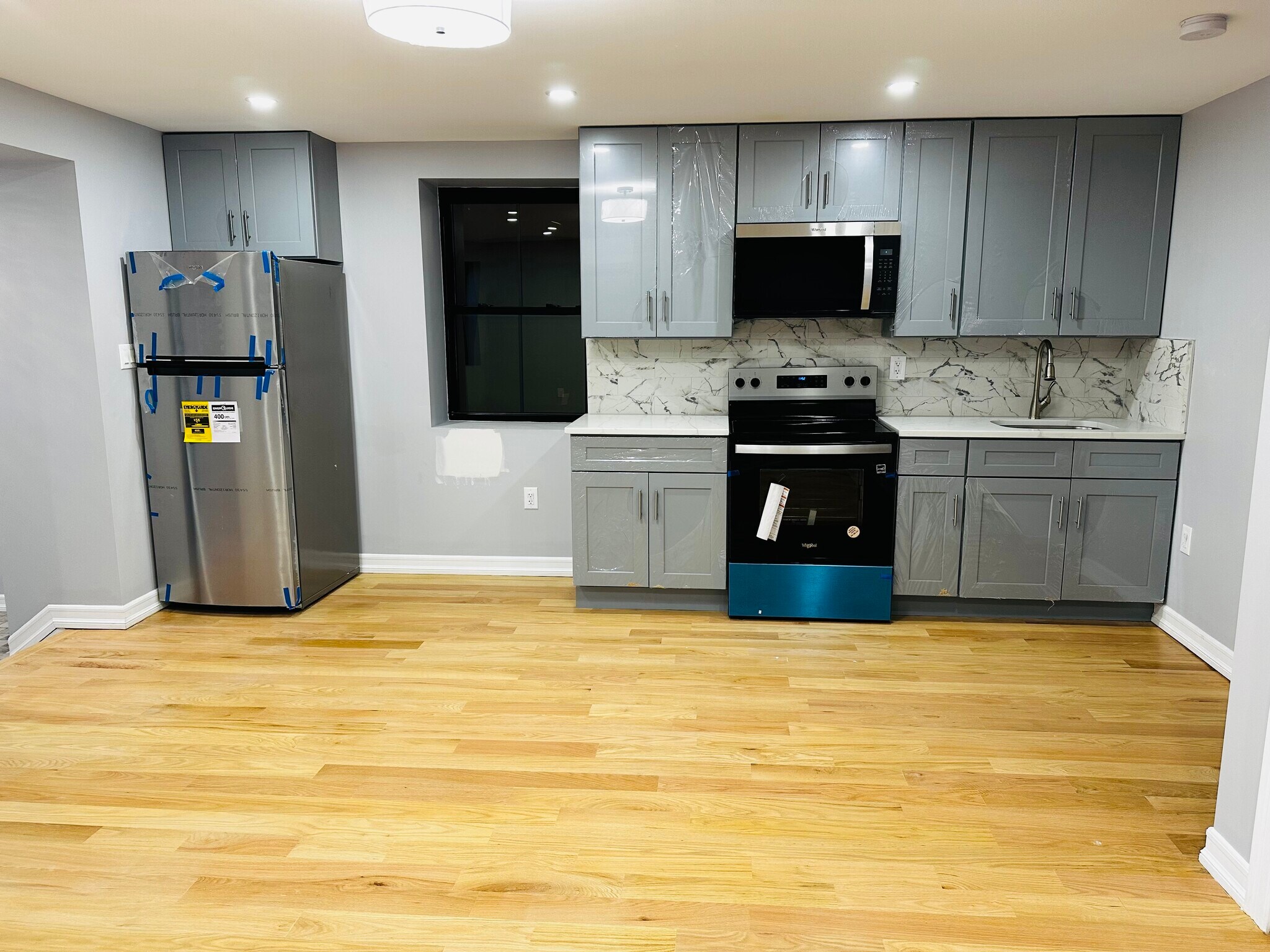 Kitchen - 80 Sunnyside Ave