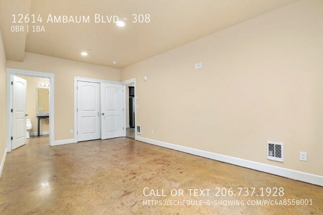 Building Photo - 12614 Ambaum Blvd SW