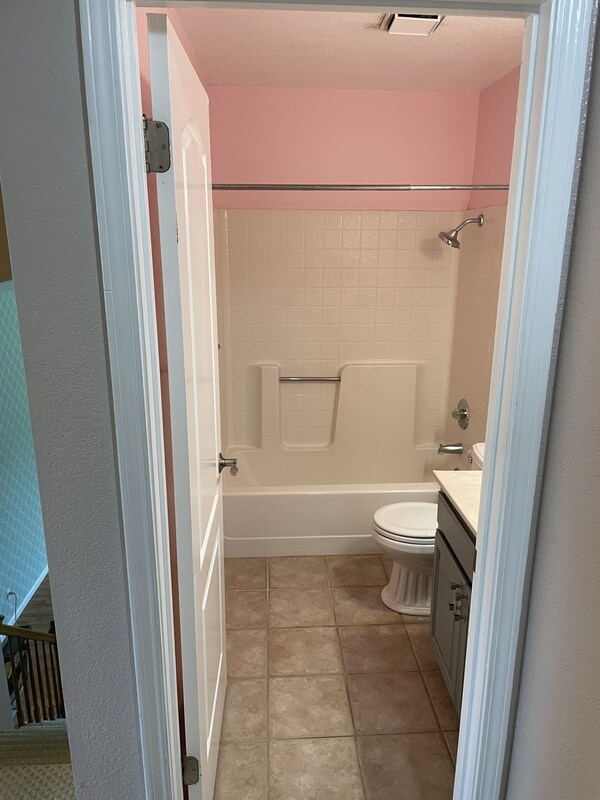 Building Photo - 7309 Roxanne Ln