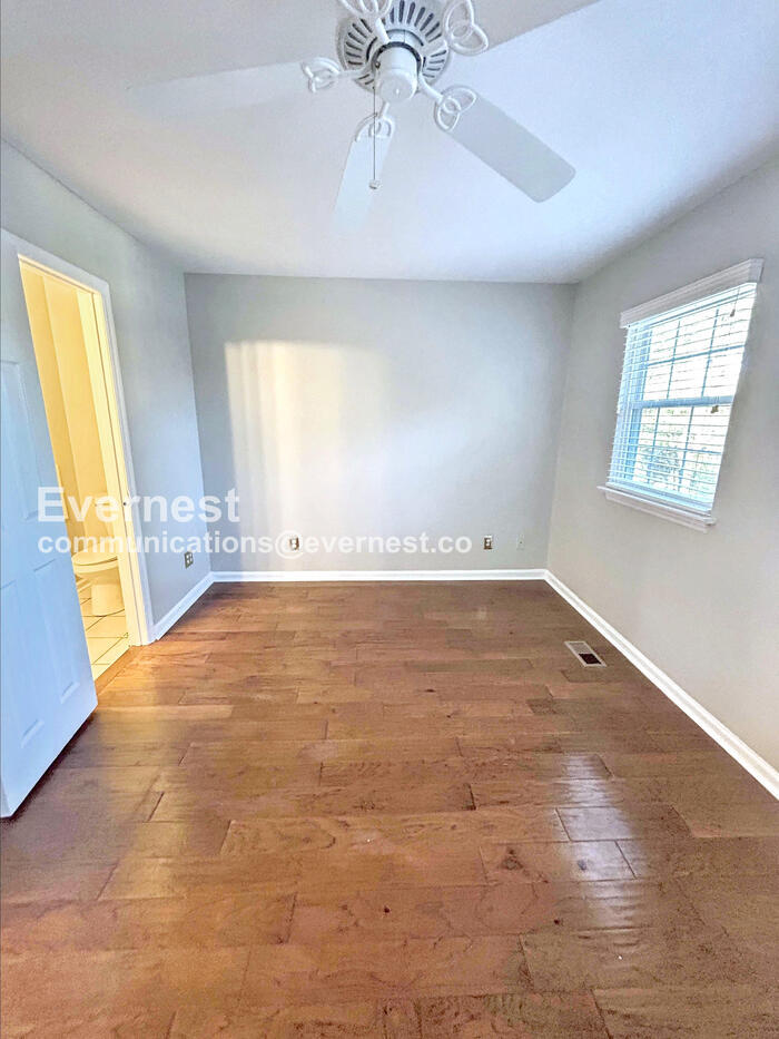 Building Photo - 2233 Stonecutter Dr