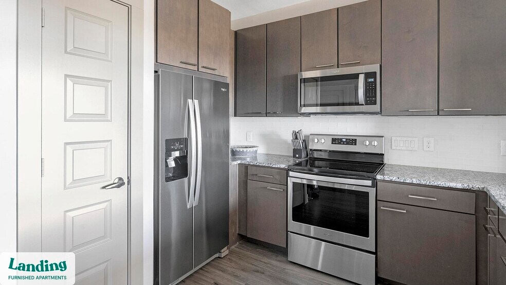 Building Photo - 6107 E Riverside Dr