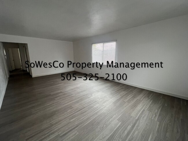 Building Photo - Updated 3 Bedroom 2 Bath 1 Car Garage