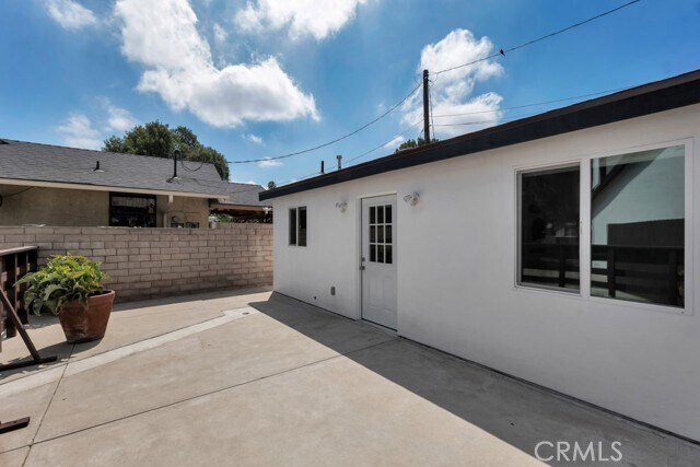 Building Photo - 20540 Keswick St