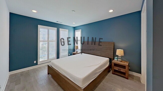 Building Photo - Coming Soon: Beautifully Furnished 3Bd 3.5Ba Condo in Costa Mesa