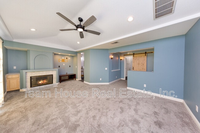 Building Photo - 22324 Circle J Ranch Rd