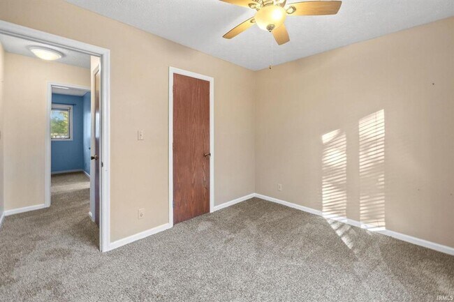 Building Photo - 4 BR Home in Bar Barry Heights