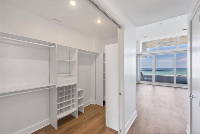 Building Photo - Beach Access & Gulf Views From This Incred...