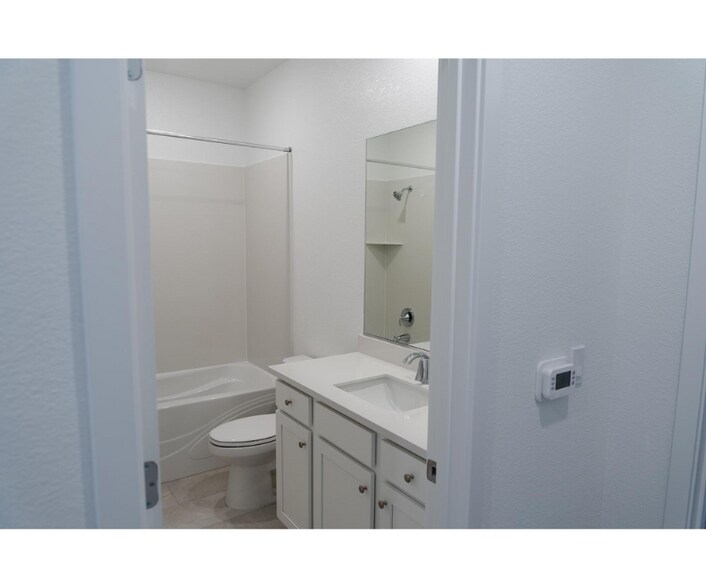 Building Photo - 5348 Liberty Ship Wy