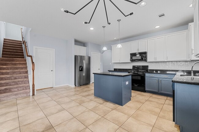 Building Photo - 28434 Lockeridge Creek Dr