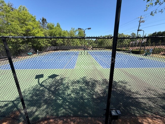 Building Photo - 5555 Falls Landing Dr