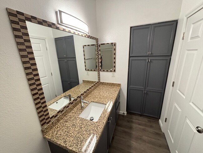 Building Photo - 4655 Gold Dust Ave