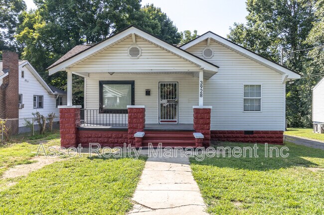 Building Photo - 3928 Porter Ave
