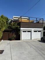 Building Photo - 2271 Edinburg Ave