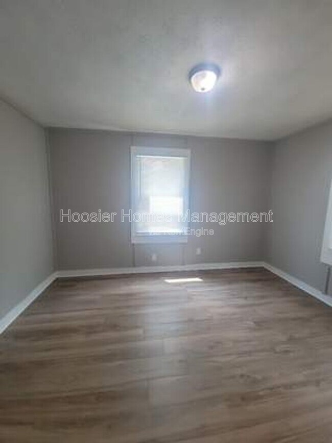 Building Photo - 1451 W 34th St