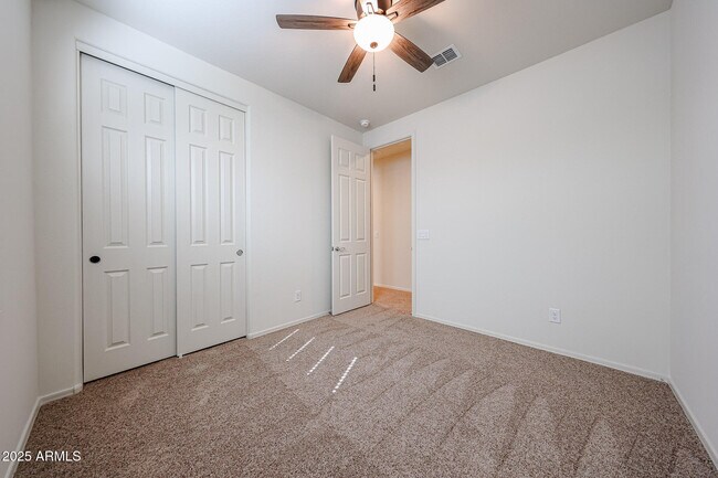 Building Photo - 7162 W Hedge Hog Pl