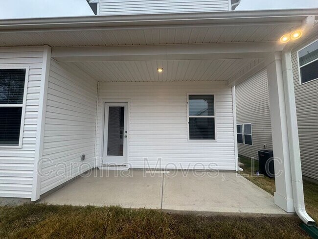 Building Photo - 409 Mariene Dr