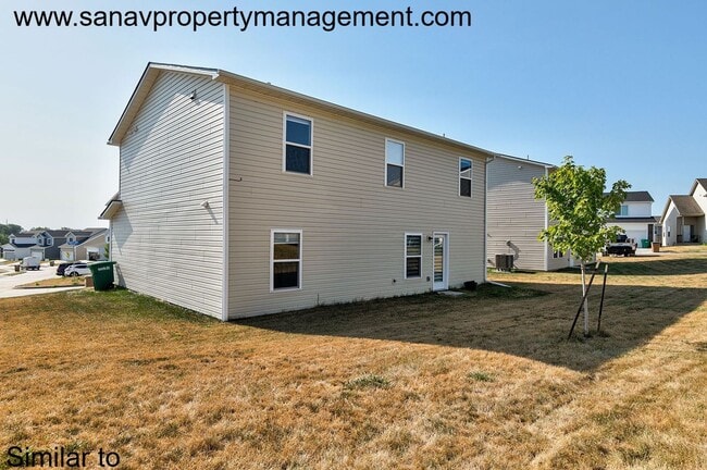 Building Photo - 229 Maple Ave