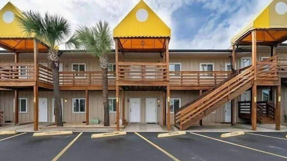 Building Photo - 5505 Sun Harbor Rd