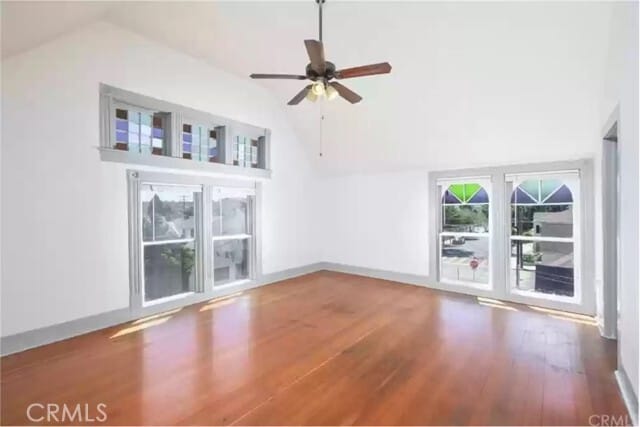 Building Photo - 384 W 15th St