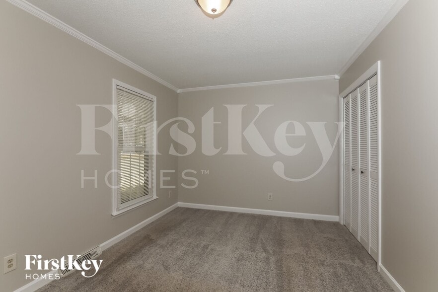 Building Photo - 10018 Mountain Apple Dr