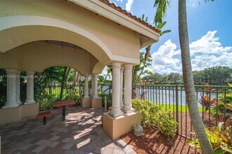 Building Photo - 2451 Centergate Dr