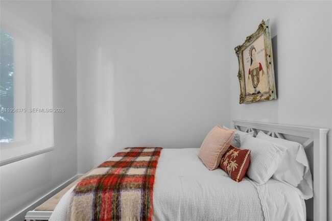 Building Photo - 420 Palmwood Ln