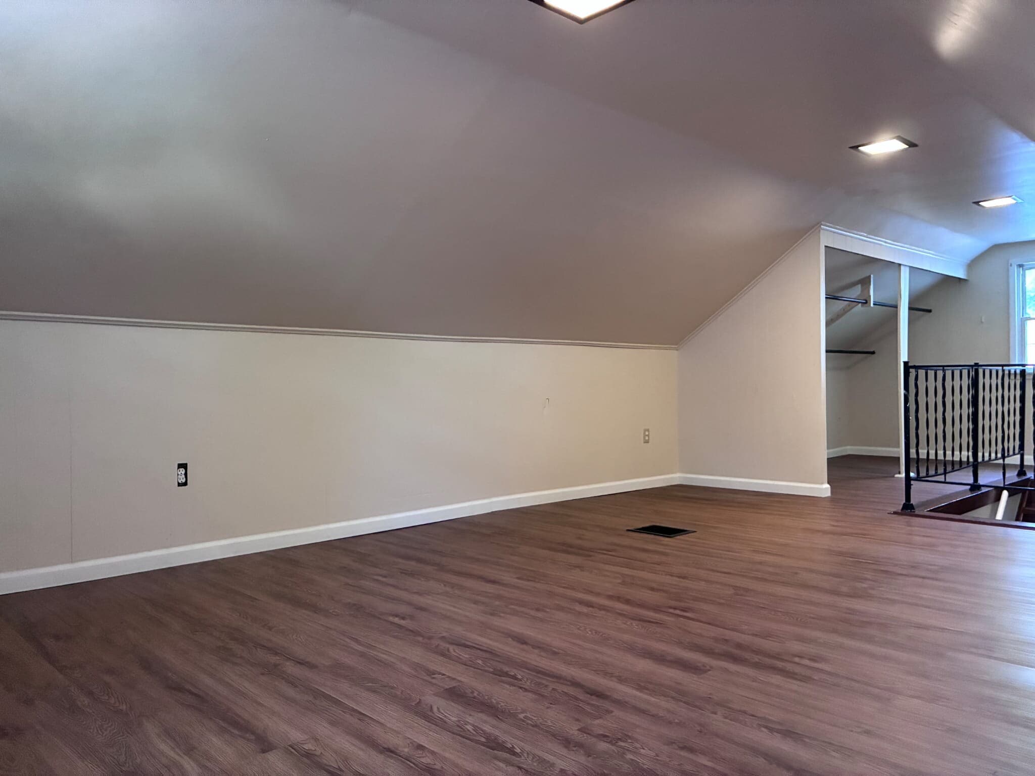 Building Photo - 6808 Marvin Ave