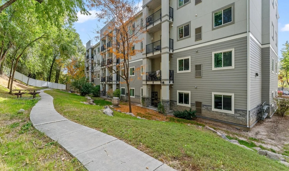 Building Photo - 1174 E 3300 S