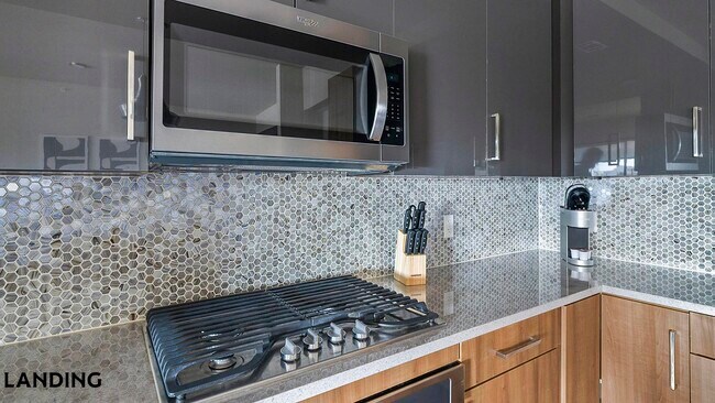 Building Photo - 1414 Wood Hollow Dr