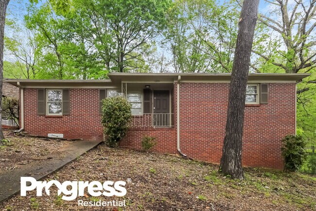 Primary Photo - 1201 Monterey Dr