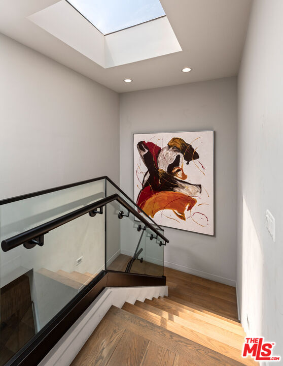 Building Photo - 2826 Las Alturas St