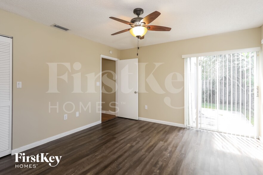 Building Photo - 9817 SW 222nd Terrace