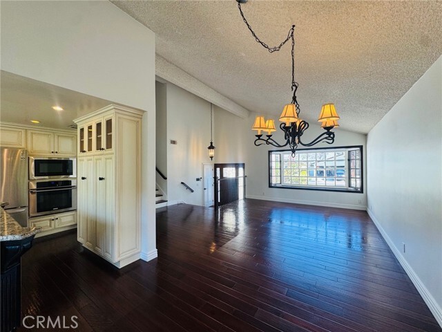 Building Photo - 6402 Cantiles Ave