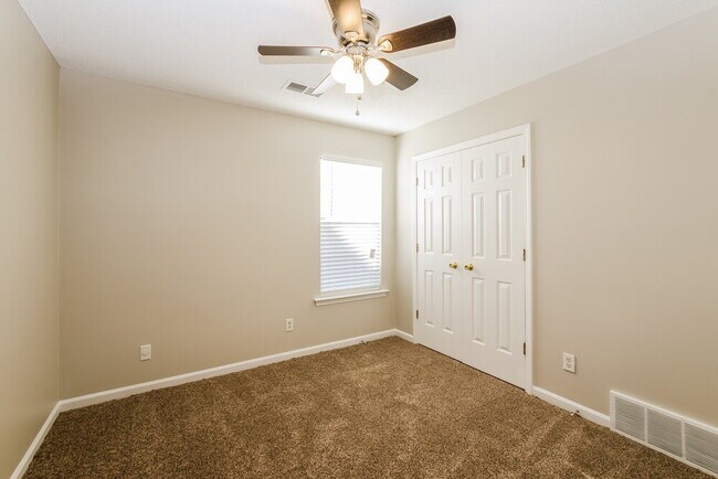 Building Photo - 9697 Tributary Cove