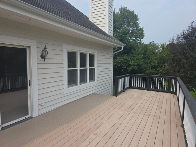 Building Photo - 3207 S Ridge Crest Ct