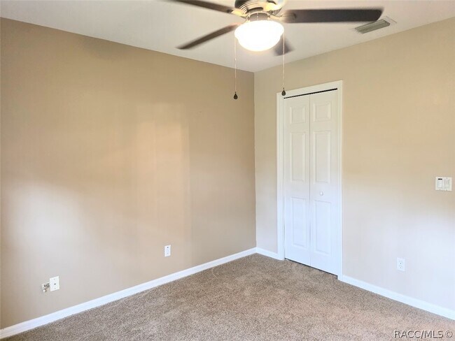 Building Photo - 9676 N Jourden Dr