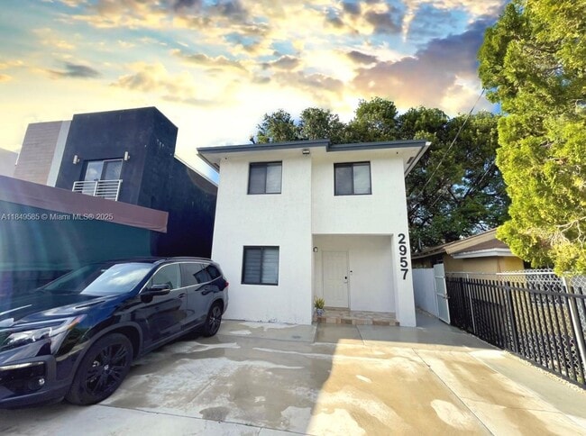 Building Photo - 2957 NW 45th St