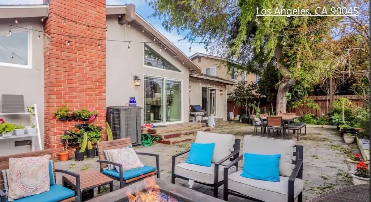 Building Photo - 5442 W 76th St