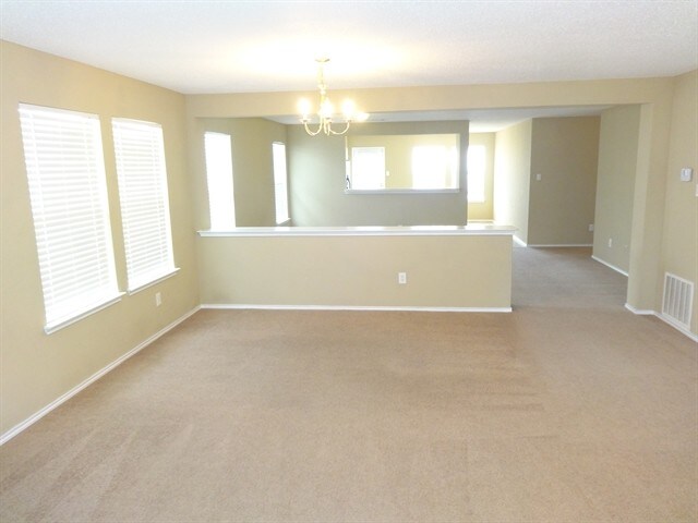 Building Photo - 1409 Ashview Cir