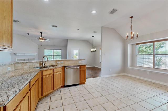 Building Photo - 7809 Enchanted Isle Dr