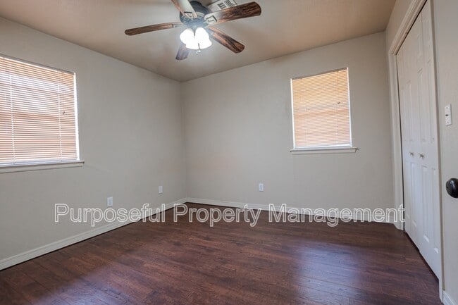 Building Photo - 202 Stanton Dr