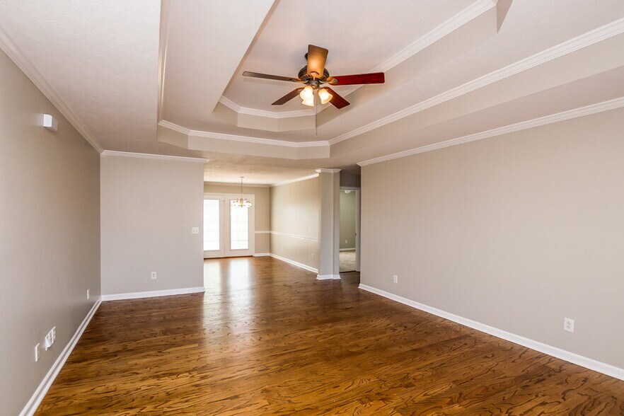 Building Photo - 3407 Wellington Pl