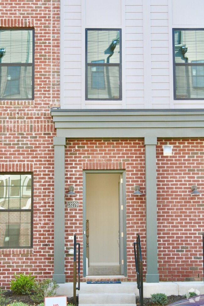 Building Photo - 13279 Garland Ln