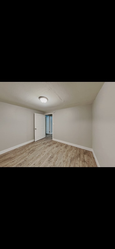 Building Photo - 724 W James St